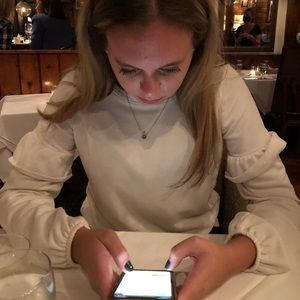 Meet your Posher, Dana